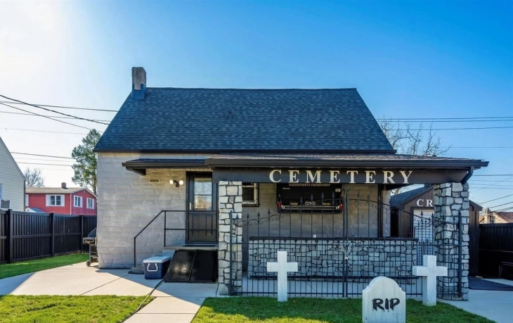 „Куќа на смртта“ во Балтимор, САД, се продава за 225.000 долари
