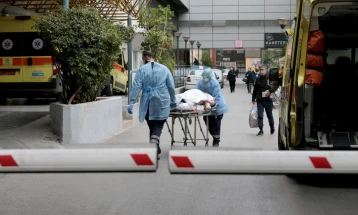 Во Грција регистриран негативен рекорд на смртни случаи од Ковид-19 во 2021 година