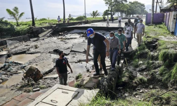 Најмалку 157 жртви на циклонот Сероџа во Индонезија