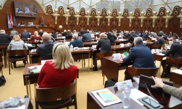 Собранието ја заврши расправата за измени и дополнувања на неколку закони, за гласање немаше кворум