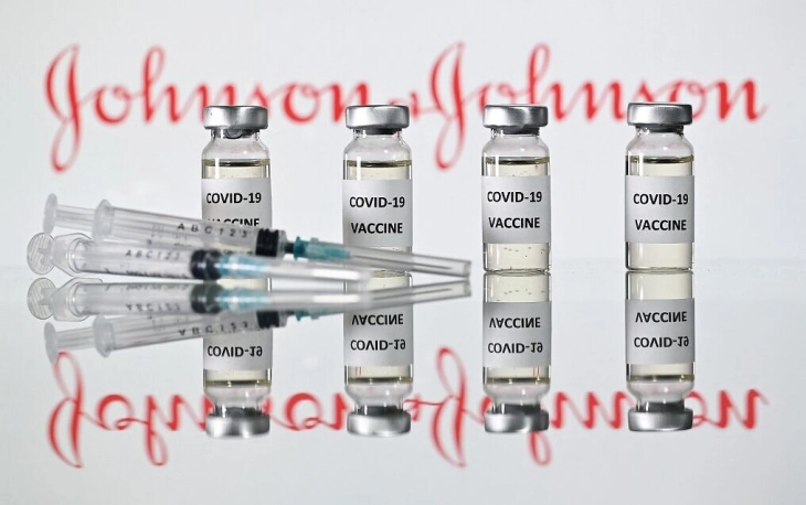 Џонсон и Џонсон ја одложува употребата на вакцината во Европа