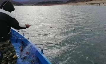Кривична пријава за жител од Жупа за рибократство, строгата контрола на Дебарско Езеро продолжува