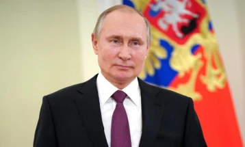 Путин: Целта е Русија до есен да постигне колективен имунитет