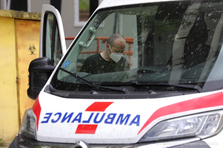 Тешко повредена работничка во Скопје