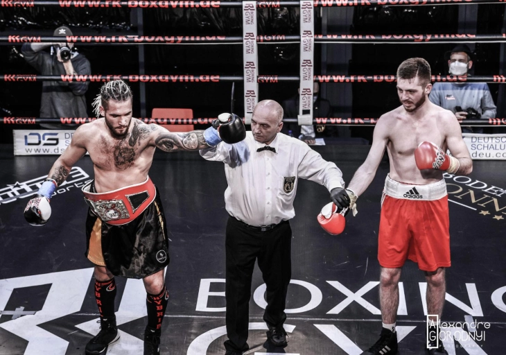 Македонски боксер Славевски ја освои титулата во европската УБФ титула