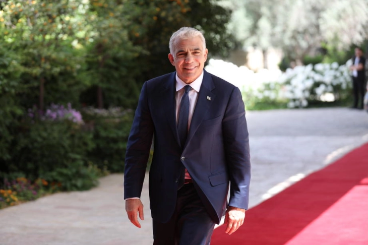 Израелскиот претседател го довери мандатот за состав на нова влада на лидерот на опозицијата Лапид