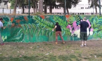 Богданци доби ѕиден мурал за Меѓународниот ден на растението