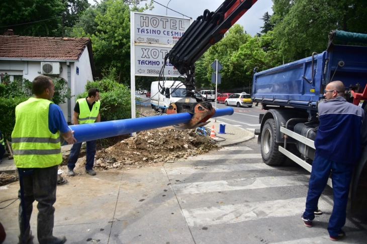 Се гради нова водоводна линија на улицата „Белградска“ во Општина Центар