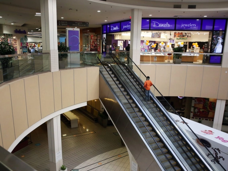 Во САД уште еден трговски центар поднесе барање за банкрот