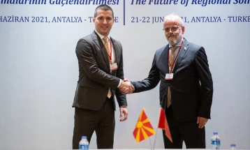 Џафери - Бечиќ: Скопје и Подгорица се за добрососедски односи и интеграција во ЕУ