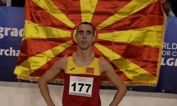 Бронзен медал и нов македонски рекорд на 5000 илјади метри за Ивановски на  Балканското првенство