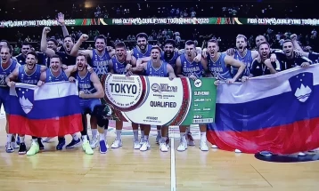 Словенија обезбеди историски настап на олимпискиот кошаркарски турнир