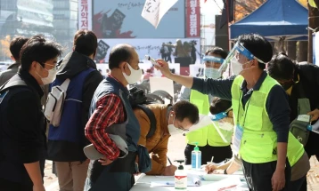 Јужна Кореја од понеделник повторно воведува рестриктивни мерки