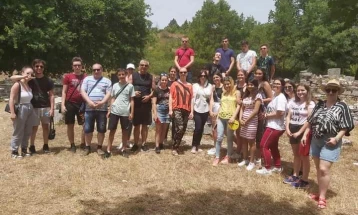 Средношколци од Берово учествуваа на обука за кулинарско претприемништво во Грција