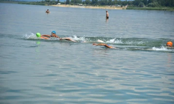Прв пливачки маратон во Преспа