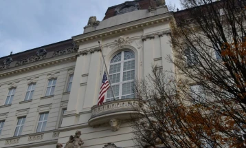 Мистериозна болест меѓу американските дипломати во Виена