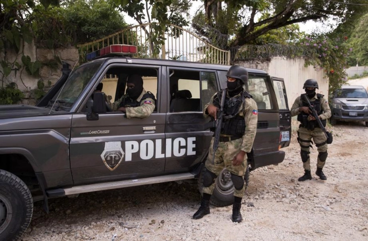 На Хаити уапсени тројца полицајци под сомнение за вмешаност во атентатот на Моиз