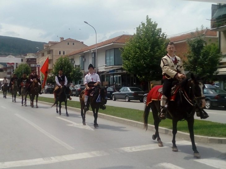 Кичево крстопат на коњаниците од земјава на пат за Крушево
