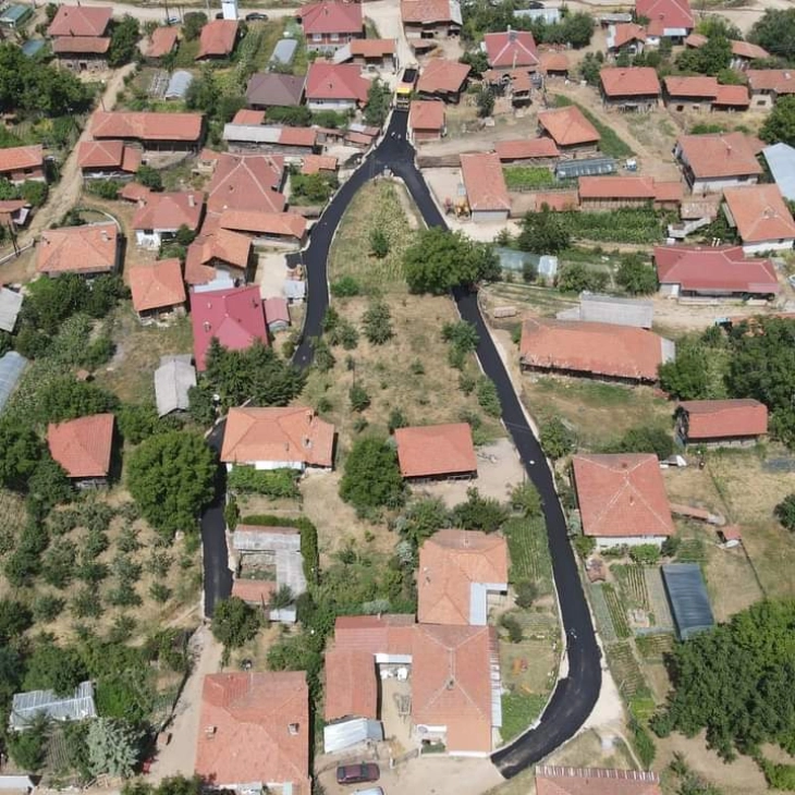 Се подобрува патната инфраструктура во делчевското село Вирче