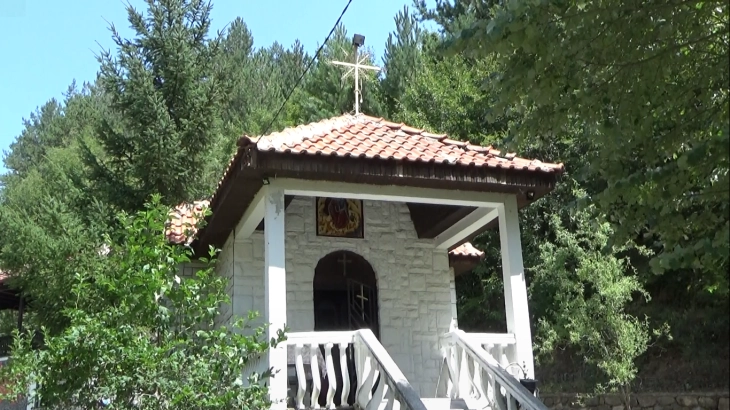 По пауза од една година продолжува традицијата за Илинден кај манастирскиот комплекс „Св.Илија“ во село Ѕвегор