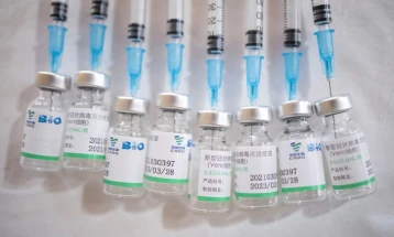 Во Германија се намалува интересот за вакцинација, се повеќе вакцини завршуваат во отпад