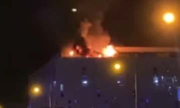 Пожар во ресторанот „Рагуза“ на покривот од катната гаража спроти управната зграда на „Макпетрол“