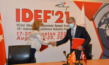 Министрите за одбрана Шекеринска и Акар во Истанбул потпишаа Договор за воено-финансиска соработка   