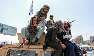 Американските разузнавачи предупредувале дека талибанците брзо ќе го заземат Авганистан