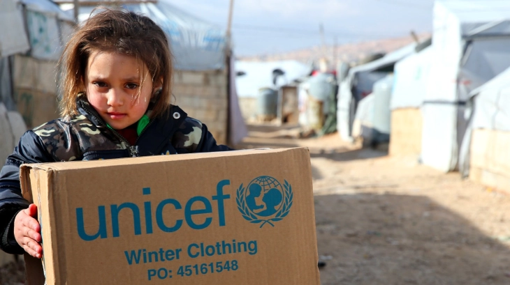 УНИЦЕФ: Околу 10 милиони авганистански деца имаат потреба од хуманитарна помош
