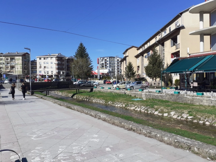 Печалбарите заминаа, Кичево се враќа во нормала