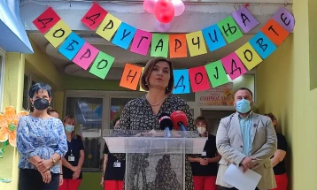 Шахпаска: Градинките се подготвени за поголемо присуство на децата од 1 септември, 71 процент од вработените во градинките се веќе вакцинирани