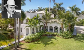 Ќе се урива куќата на Ал Капоне на Флорида