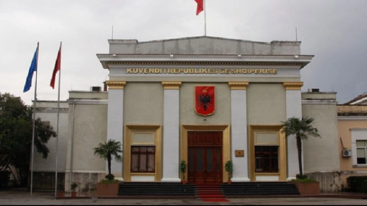 Конститутивна седница на албанскиот Парламент закажана на 10 септември