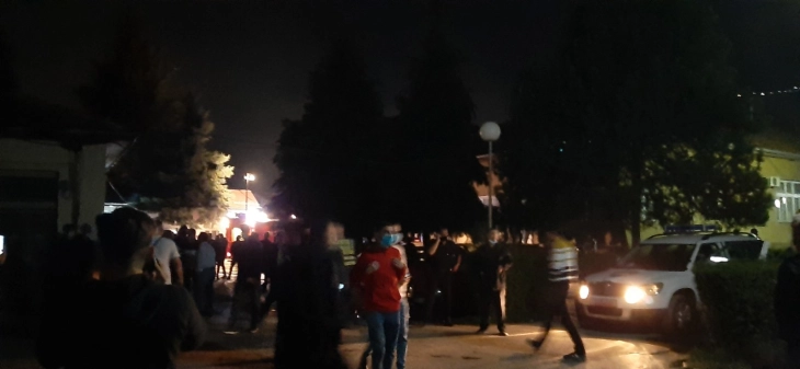 Министерството за здравство потврди дека има жртви во пожарот во модуларната болница - Тетово