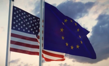 САД и ЕУ сакаат да изградат заеднички став за регулација на високата технологија