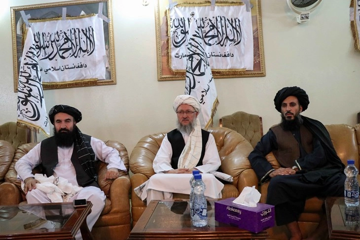 Талибанците ја одложија церемонијата на инаугурација на владата во Авганистан