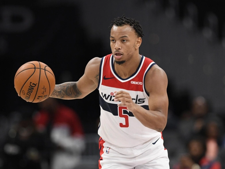 Милвоки се согласи на двегодишен договор со Џастин Робинсон