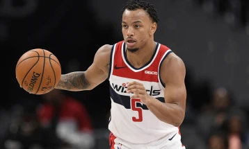 Милвоки се согласи на двегодишен договор со Џастин Робинсон