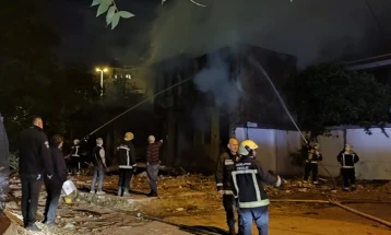 Изгаснат пожарот во адвокатската улица во Скопје
