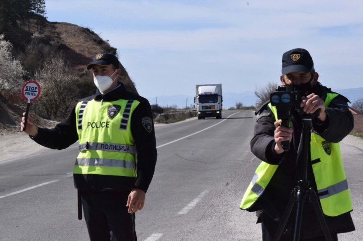 Приведен скопјанец, пронајдени тројца Кубанци, кои илегално влегле во државата