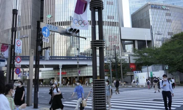 Јапонија целосно ја укина вонредната состојба поради вирусот