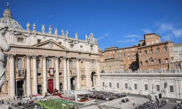 Судот во Ватикан ослободи двајца свештеници од обвиненија за сексуална злоупотреба