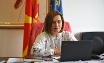 Министерката Шахпаска во работна посета на Албанија