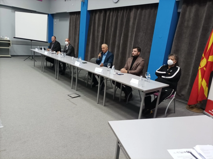 Во организација на „Гласен текстилец“ дебатираа граѓаните и кандидатите за градоначалници и носители на советнички листи за Штип