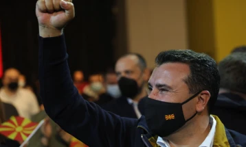 Заев: Не го давајте Скопје на оние кои веќе го унакажаа