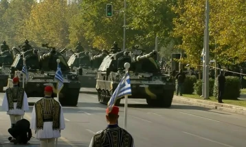 Со воена парада во Солун, одбележан националниот празник на Грција