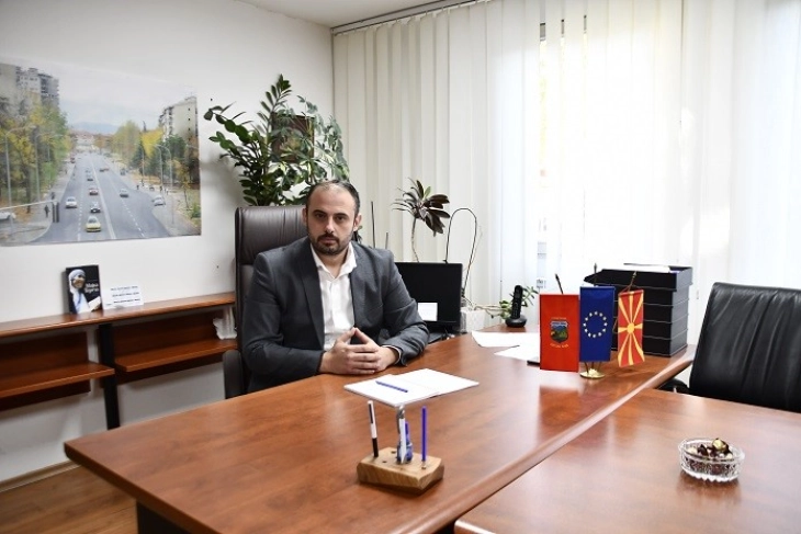 Градоначалникот на Кисела Вода, Орце Ѓорѓиевски, се откажа од службен автомобил и средства за репрезентација