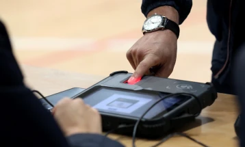 Почна гласањето во општините Струга и Вевчани