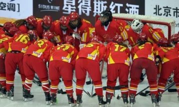 Кинеската хокеарска репрезентација нема да биде отстранета од Олимпијадата во Пекинг