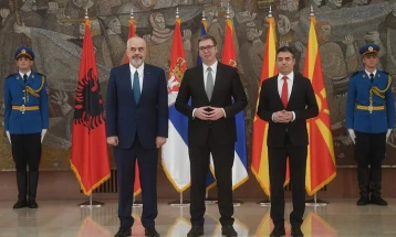 Димитров, Рама и Вучиќ од Белград: Северна Македонија е одличен пример за неисполнетите ветувања на ЕУ